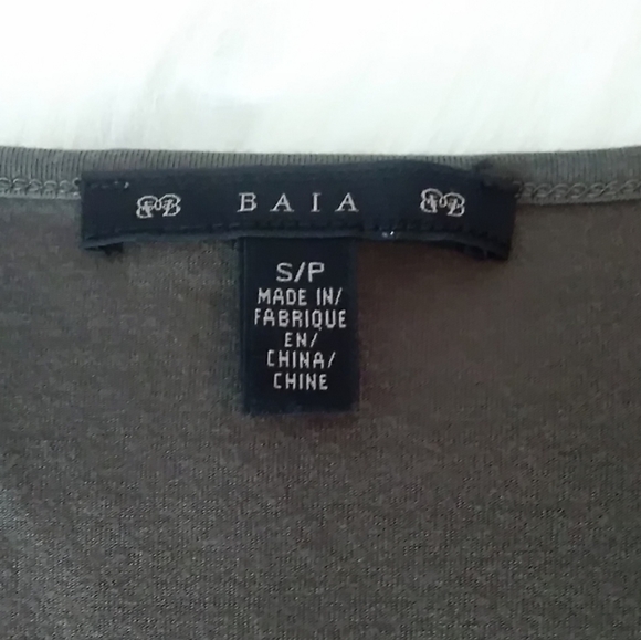 ⭐️Host Pick⭐️BAIA Drape Front Tee BUNDLE - Picture 9 of 12